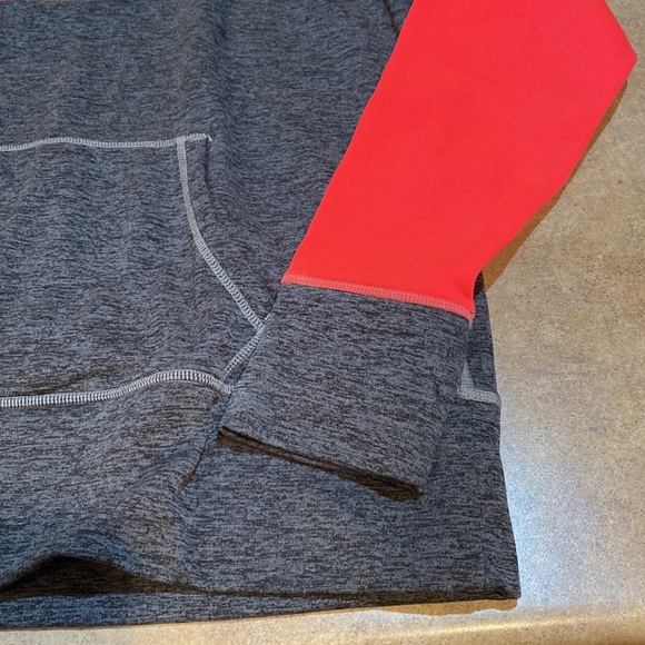 Women’s Nike hoodie, size large - Picture 2 of 6